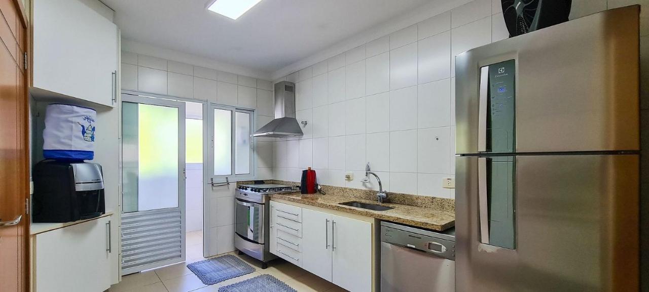 Apto Com Garagem E Lavanderia Em Frente A Praia Guarujá Exteriér fotografie